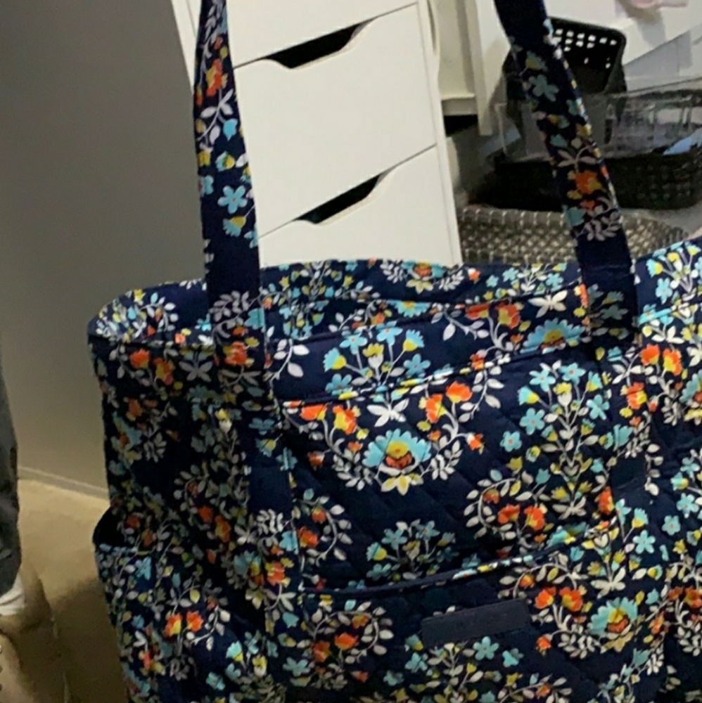 Large Vera Bradley tote